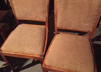 Stare krzesła plus taboret PRL