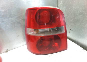 LAMPA LEWA TYLNA VW TOURAN I