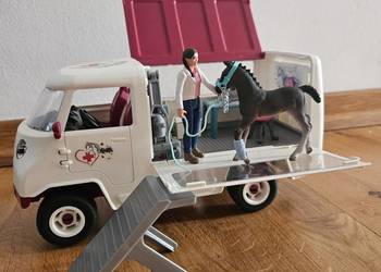 Mobilna lecznica dla koni |Schleich|