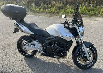 Suzuki GSR 600