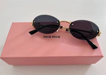 Okulary przeciwsłoneczne Miu Miu ✨