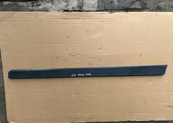 Listwa drzwi prawy przód Audi a4 b6 8e0853960