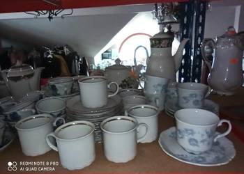 Filiżanka z błękitnymi kwiatkami. Winterteich. Bavaria. Filiżanka z błękitnymi kwiatkami. Winterteich. Bavaria.