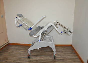 Aquatec Ocean ERGO Vip Wózek WC toaletowy KĄPIELOWY krzeslo faktura