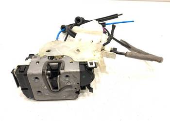 ZAMEK DRZWI LEWY TYŁ MERCEDES W212 Sedan/Limuzyna 2047301335 09-16