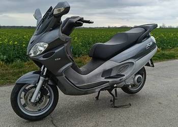Skuter Piaggio X9