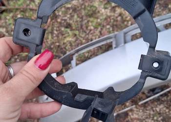 Mocowanie halogenu lewy nissan qashqai przed lift 2007