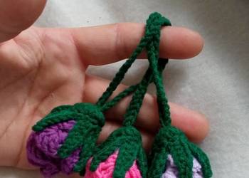 Różyczki wykonane na szydełku,breloki