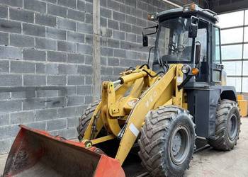 ŁADOWARKA KOŁOWA YTO X16