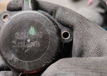 Zawór zmiennych faz rozrządu 5047788ad Jeep Grand Cherokee WL 3.6 po 2021