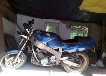 Yamaha FZR 600