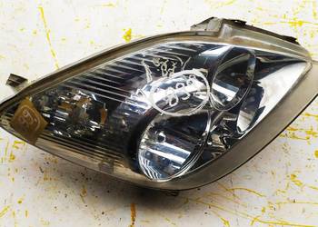 TOYOTA COROLLA VERSO 2002 2003 LAMPA PRAWA