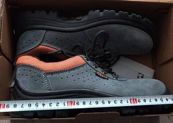 Beta Półbuty bezpieczne robocze zamszowe perforowane 7246E