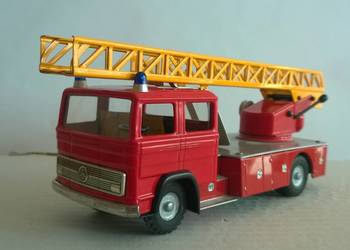 Zabawka Metalowa Wóz Strażacki Mercedes