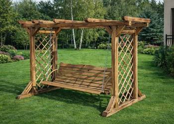 Huśtawka ogrodowa z pergolą