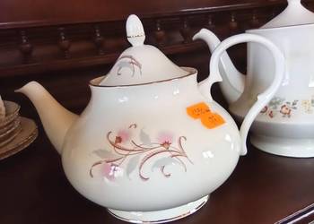 Dzbanek do herbaty. Paragon. England.  O poj. 1250 ml.   Cen Dzbanek do herbaty. Paragon. England.  O poj. 1250 ml.   Cen