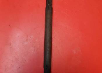 Wał napędu pośredniego II rozrzutnik N-218 2218030050