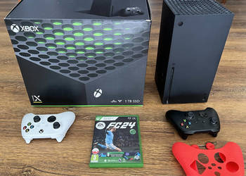 XBOX seria X 1TB SSD + 2 x PADY + FIFA24