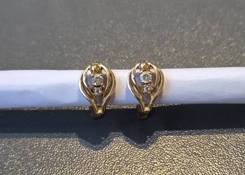Syndyk sprzeda Kolczyki złote z cyrkoniami, 3,12g, próba 585