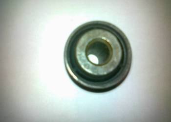 FORD MONDEO 93/96- TULEJA  WAHACZA PRZED TYLNA  ZEW. NOWA..