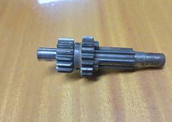 Wałek pośredni WSK 175