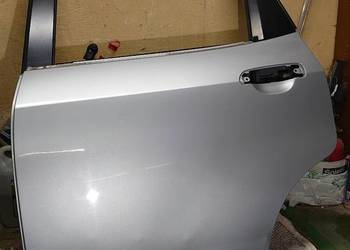 Drzwi lewy tył honda jazz II 2002-2008 NH623M lekko uszkodzone + korozja