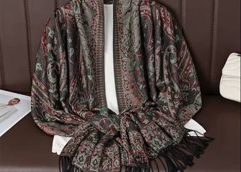 Elegant Paisley Shawl / Elegancki Szal w Paisley