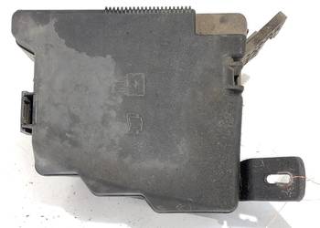 SKRZYNKA BEZPIECZNIKÓW FORD FIESTA MK7 8V51-14A07-CA Hatchback 1.4 70K