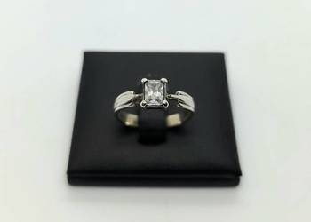 Srebrny pierścionek próby 925 - 2,82g (Rozmiar 15)