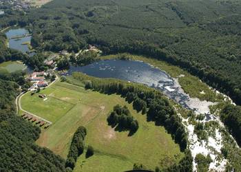 Działający ośr. wypoczynkowy 6,3 ha hotel domki stawy las 20 km od DE