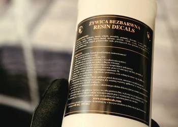 Żywica Bezbarwna Resin Decals 1L do nagrobków i lastryka