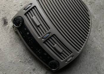 Kratka nawiewu środkowa z panelem w211