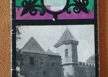 Zamek Oporów Muzeum Stylowych Wnętrz - przewodnik.