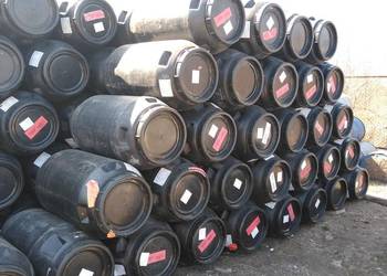 beczki metalowe, plastikowe po spożywce, palety drewniane