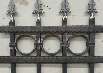 elementy kute metalowe koło