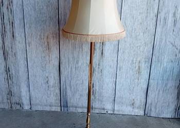Mosiężna lampa podłogowa z abażurem / 328