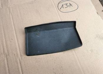 SKODA OCTAVIA II 2  1Z0857938B WKŁADKA GUMA ANTYPOŚLIZGOWA MATA