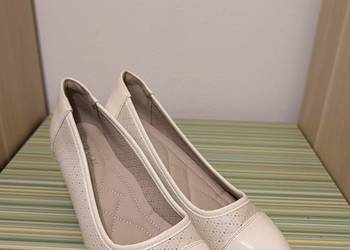 Buty na obcasie 38