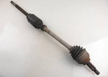 PÓŁOŚ PRAWA PRZEDNIA OPEL VIVARO A 1.9 DCI