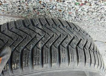 Koła stalowe z oponami całorocznymi. Imsignia