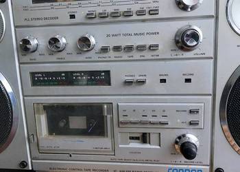 Condor, MK125, radiomagnetofon w walizce.