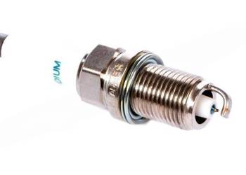 TOYOTA Rav4 Avensis Corolla Camry Crown Swieca zaplonowa 90919-01210 OE