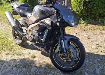 Aprilia Tuono 1000