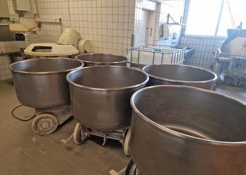 Miesiarka do ciasta + 5 dzieży WP DK