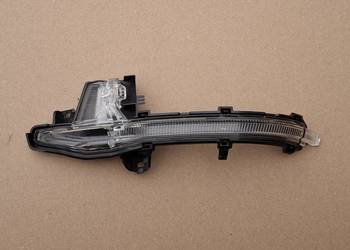 AUDI A6 C8 A7 KIERUNKOWSKAZ LUSTERKA LEWY 4N1949101