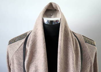 Ciekawe i eleganckie wdzianko, r. 40