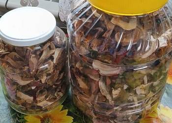 Sprzedam tegoroczne suszone grzyby