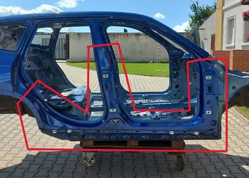 BMW iX1 X1 U11 Słupek próg prawy C31