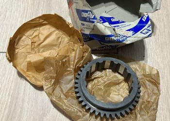 NOWE koło zębate 1 biegu Fiat 126p - oryginał