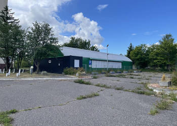 Syndyk sprzeda halę namiotową o wym. ok. 10x23m z zapleczem sanitarnym